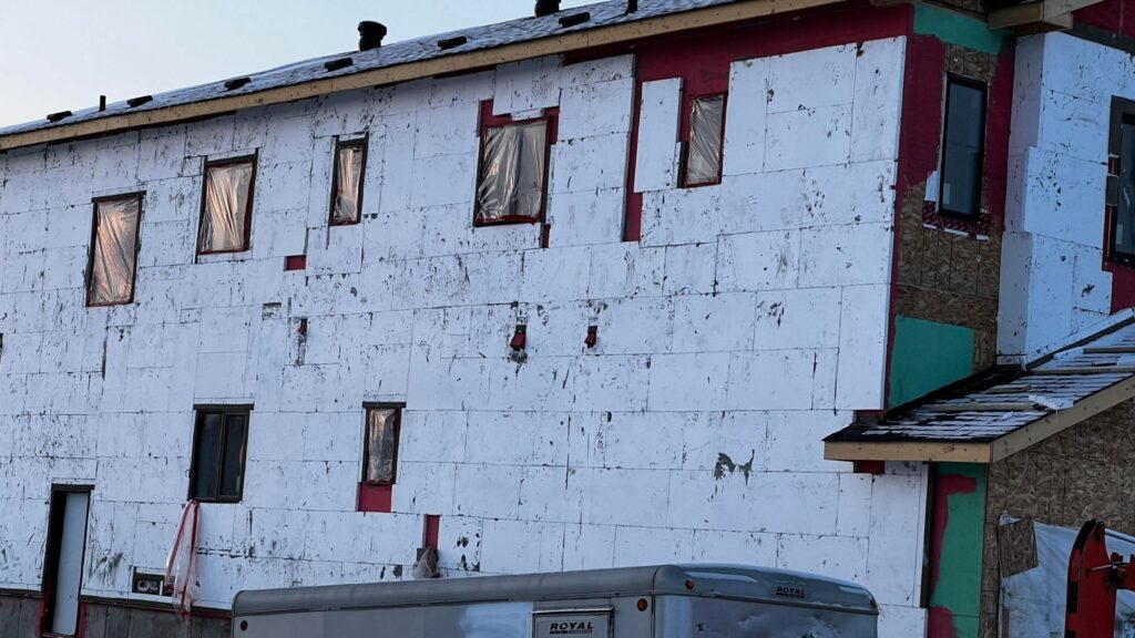 Understanding EIFS Issues in Alberta: Expert Advice from Met Exteriors” 5 Alberta Eifs Problems